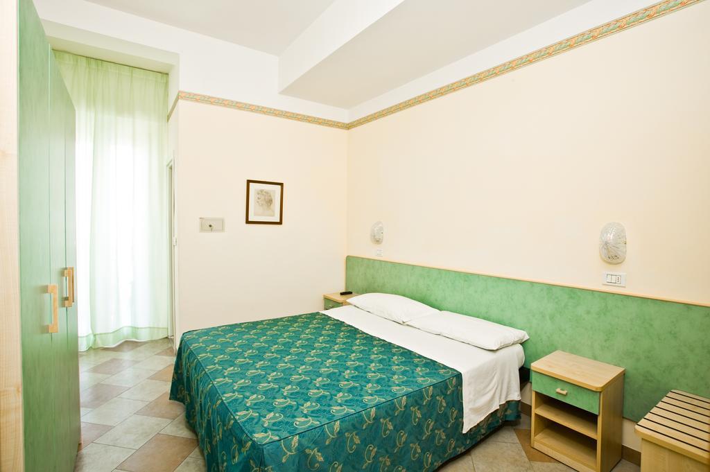 Hotel Giamaika Cesenatico Extérieur photo