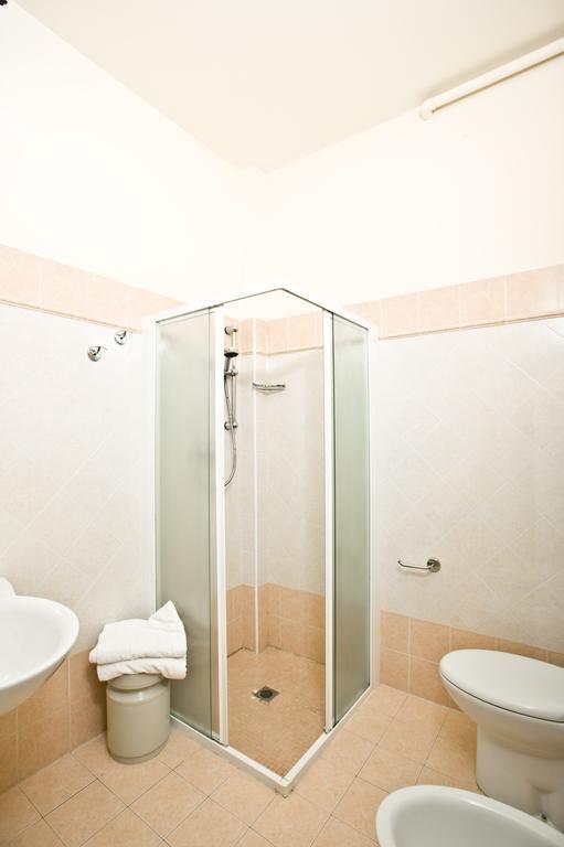 Hotel Giamaika Cesenatico Extérieur photo